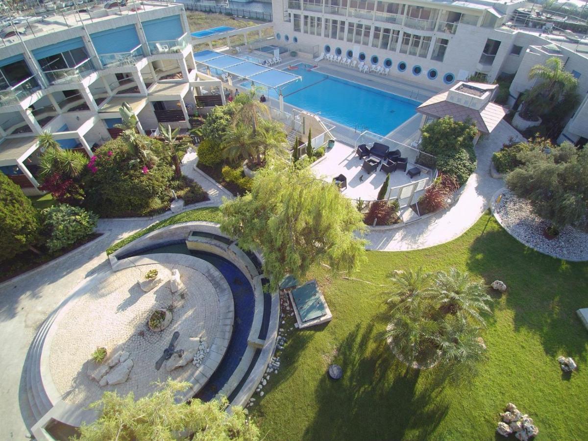 Israel Marina Village, Garden Vacation Apartment Herzliya Exterior photo