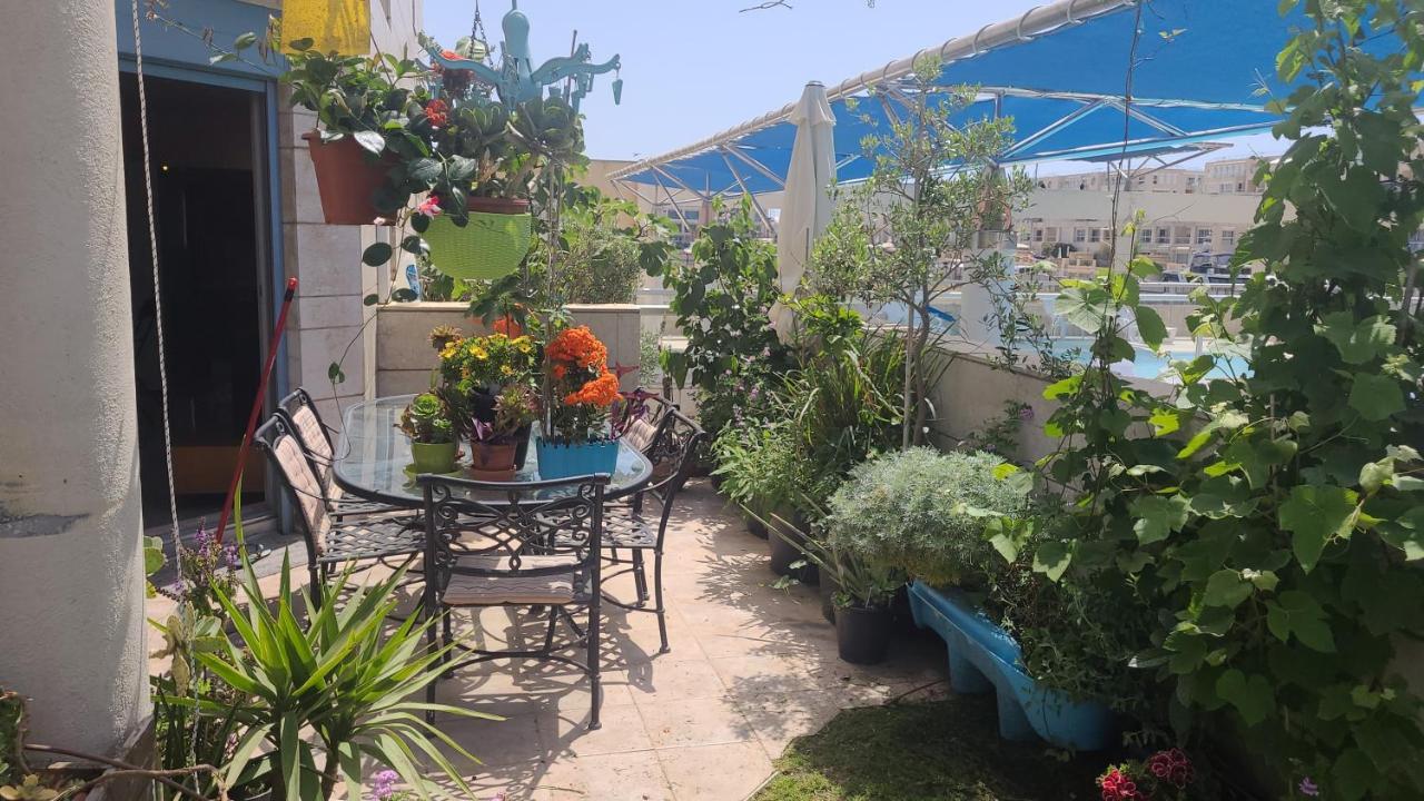 Israel Marina Village, Garden Vacation Apartment Herzliya Exterior photo