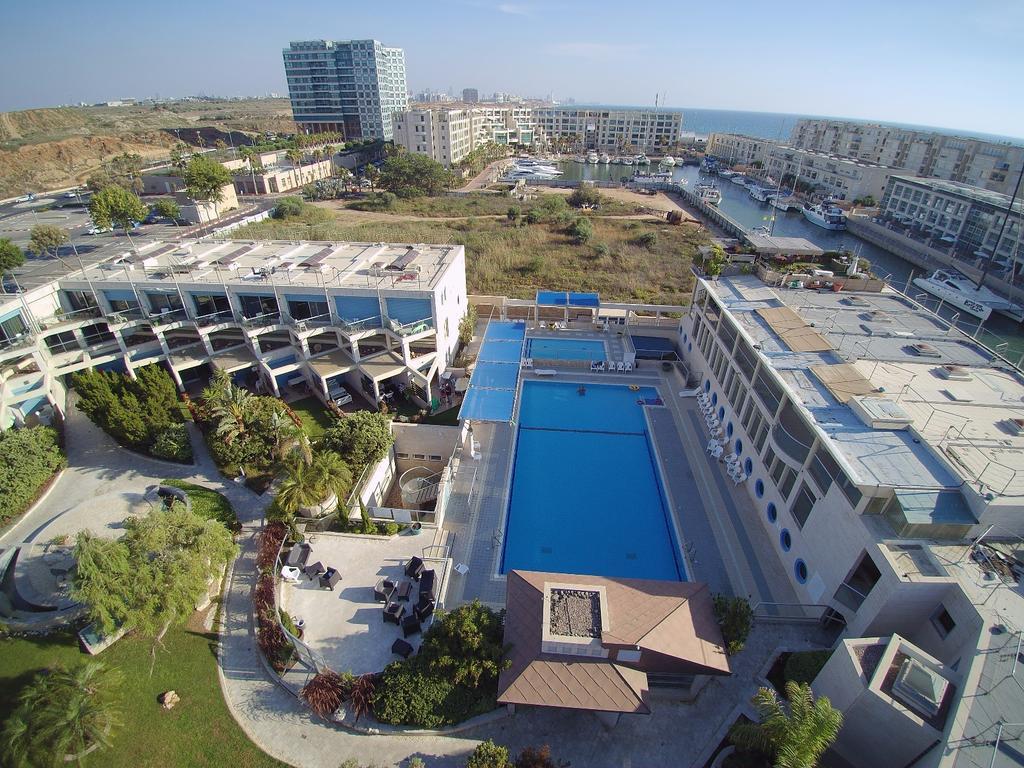 Israel Marina Village, Garden Vacation Apartment Herzliya Exterior photo