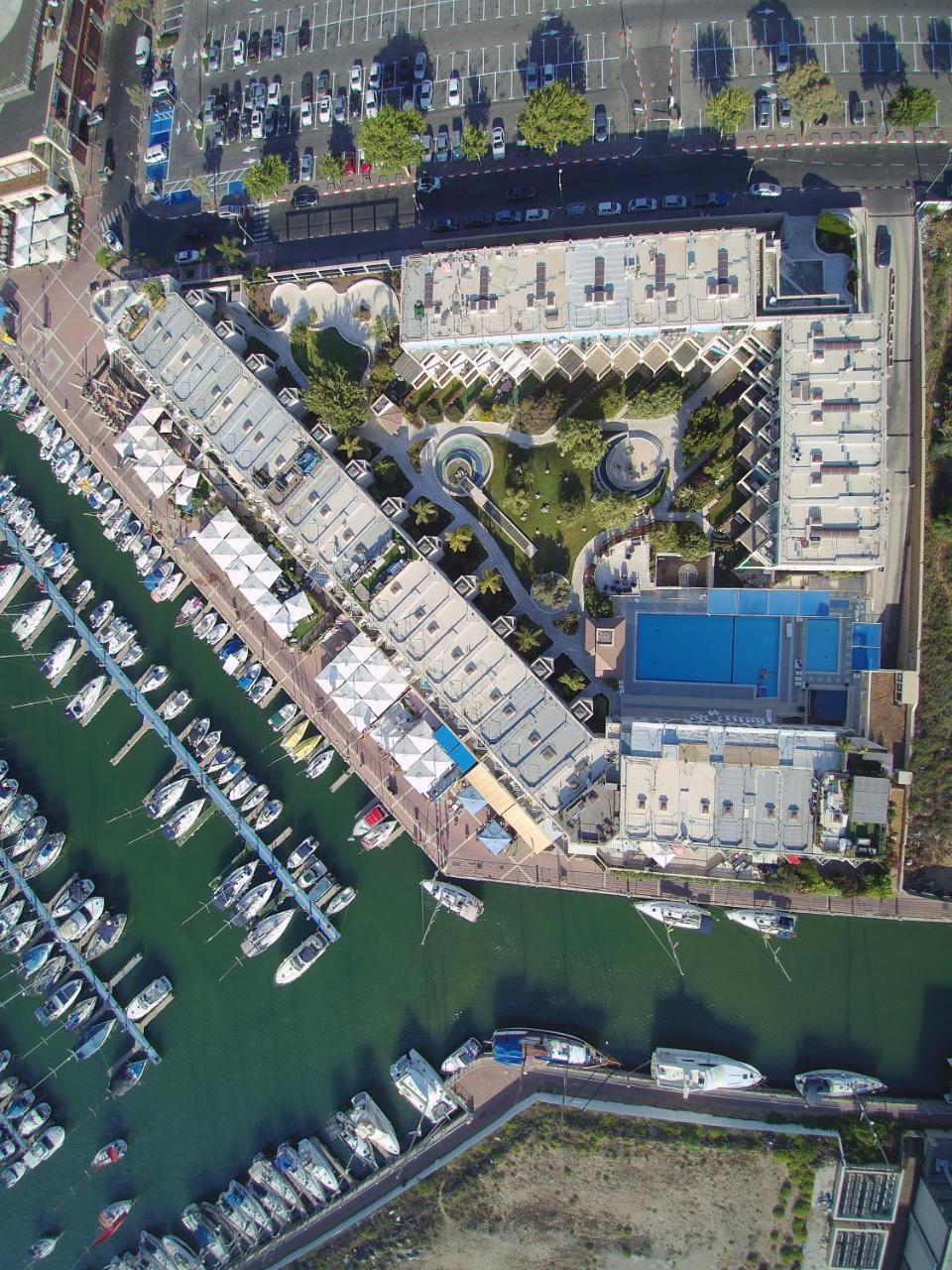 Israel Marina Village, Garden Vacation Apartment Herzliya Exterior photo